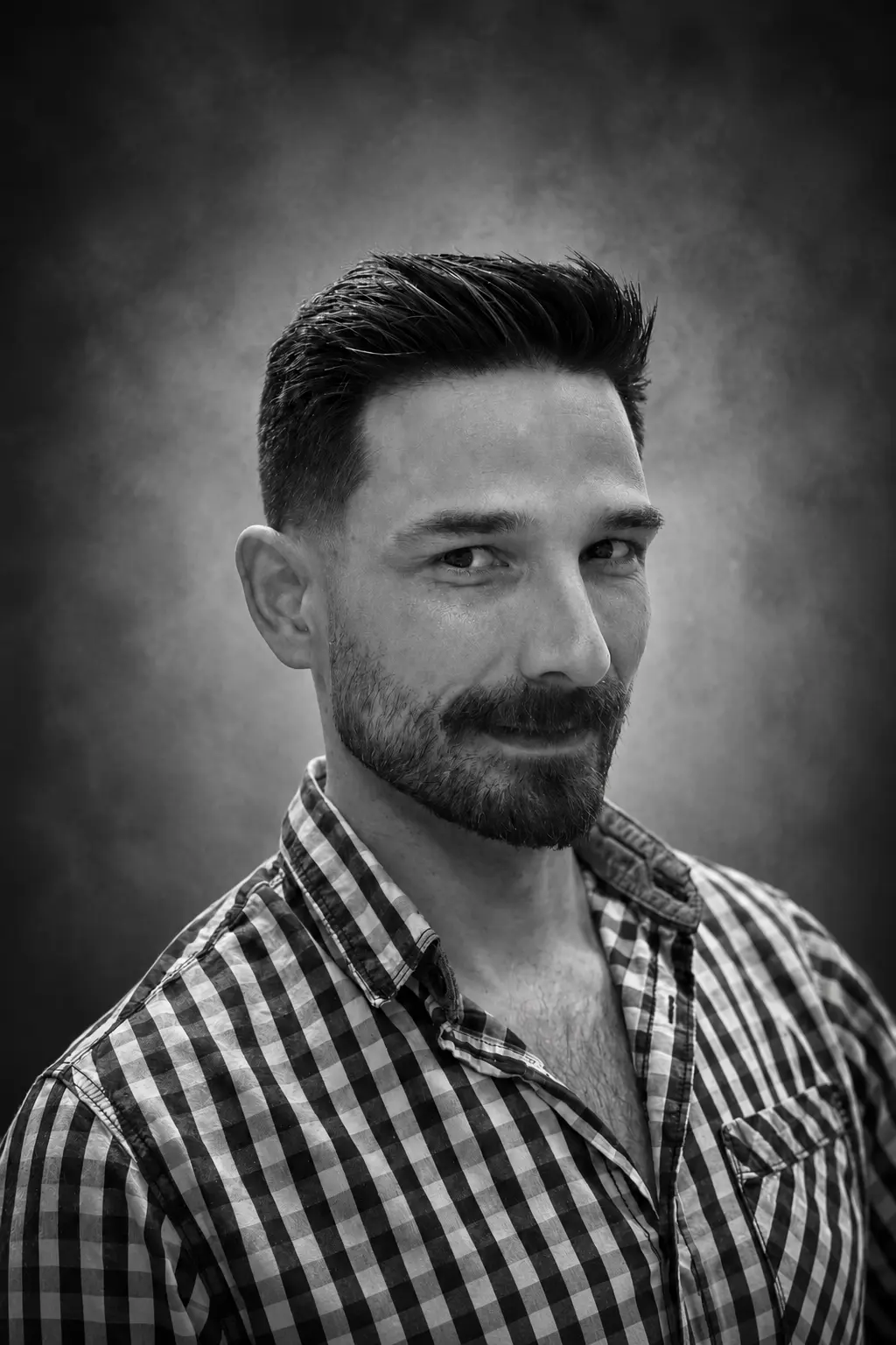 John — Associé gérant · Coiffeur & barbier